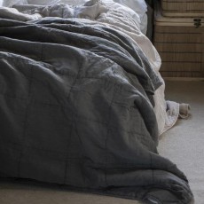 Quilt / sengetæppe mørk grå - Ib Laursen 240X240