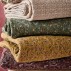 Quilt / vattæppe mustard m/ blomsterranker - Ib Laursen 130x180